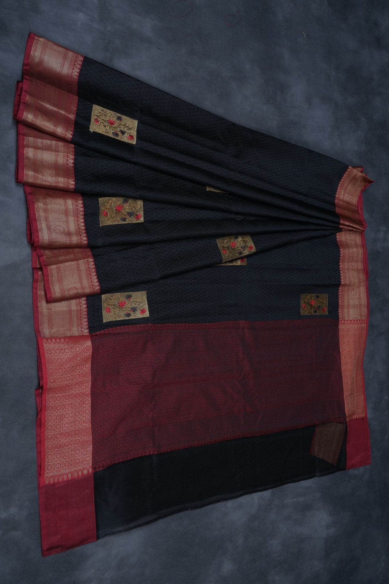 Kora Muslin Silk Saree, Embossed Design, Double-Side Border - Luxe Elegance SAREE JCS Fashions