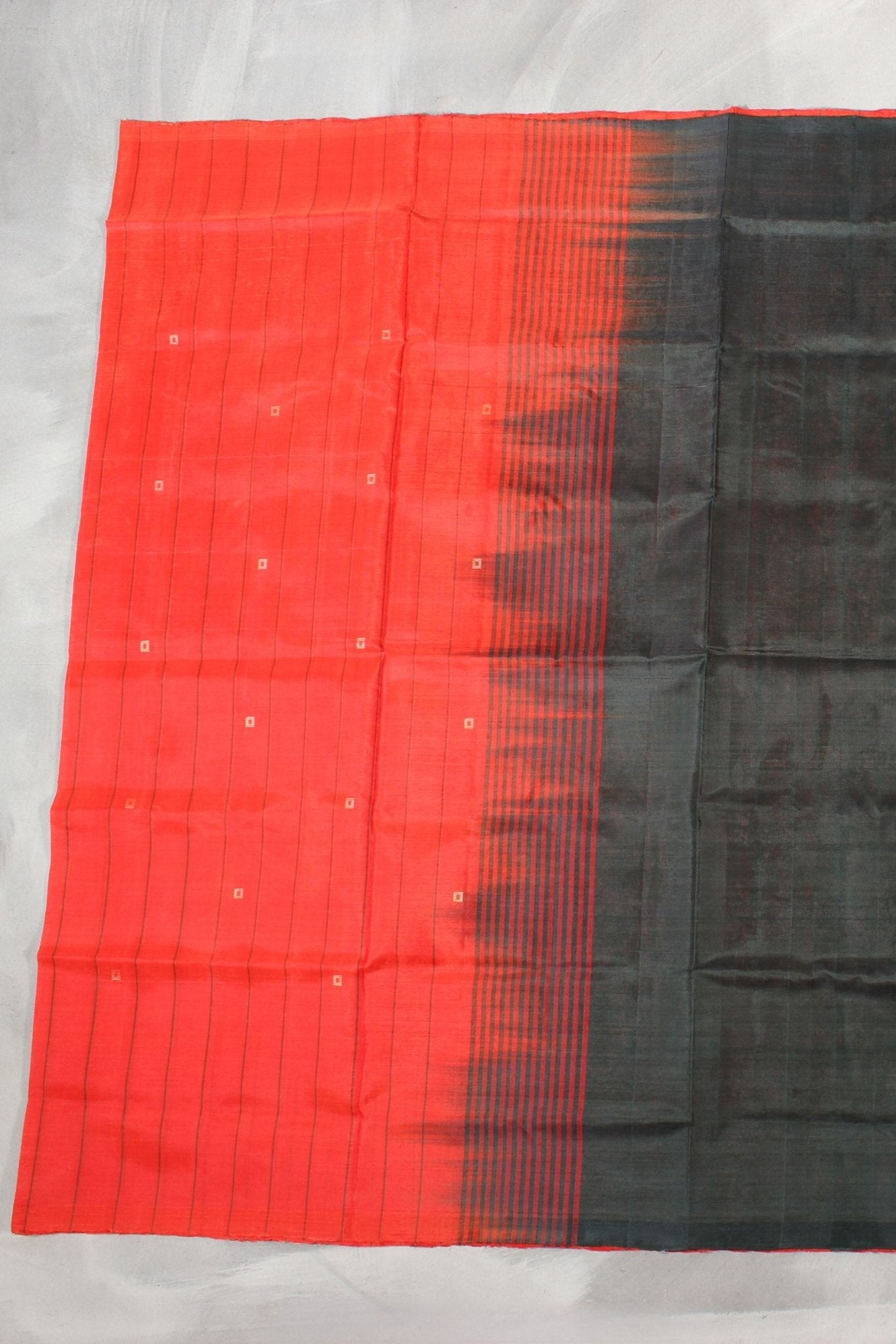 Luxurious Borderless Bananapith Saree: Sustainable Chic by JCS Fashions Saree JCS Fashions