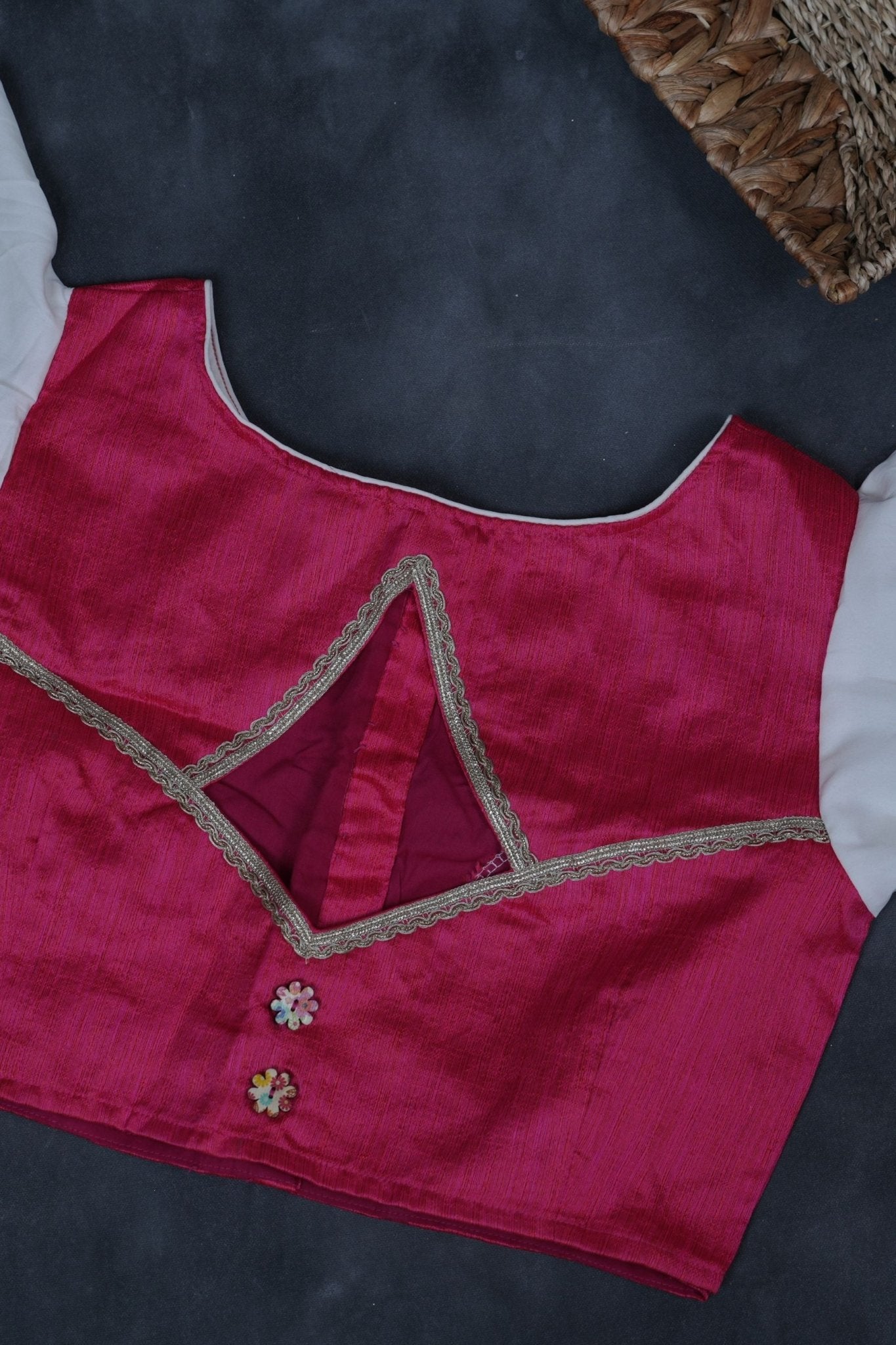 Pure Georgette Saree: Sequin Elegance, Contrast Embroidery and Blouse SAREE JCS Fashions