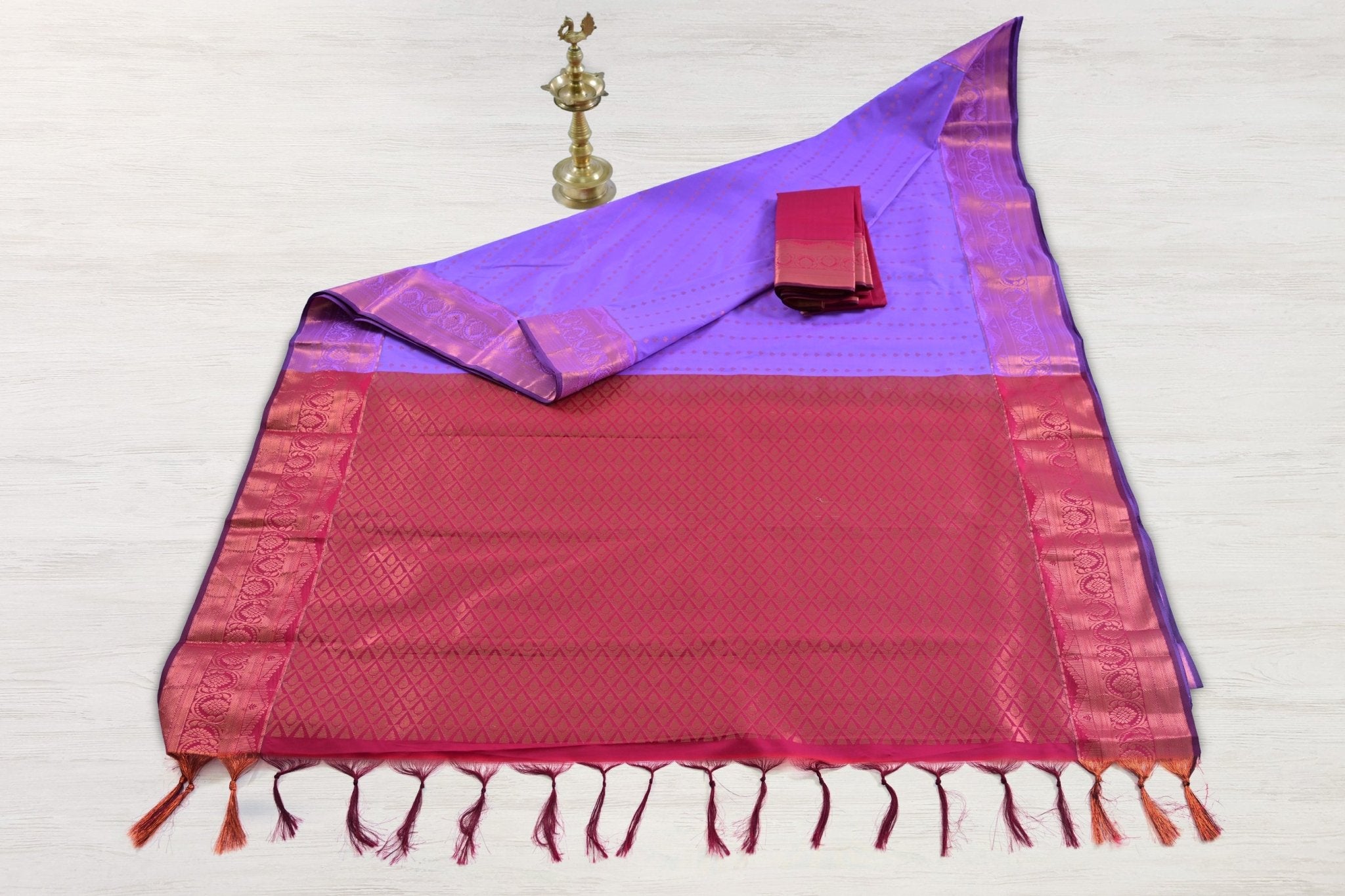 Regal Zari-Woven Saree with Grand Pallu - Traditional Indian Fashion Saree JCS Fashions