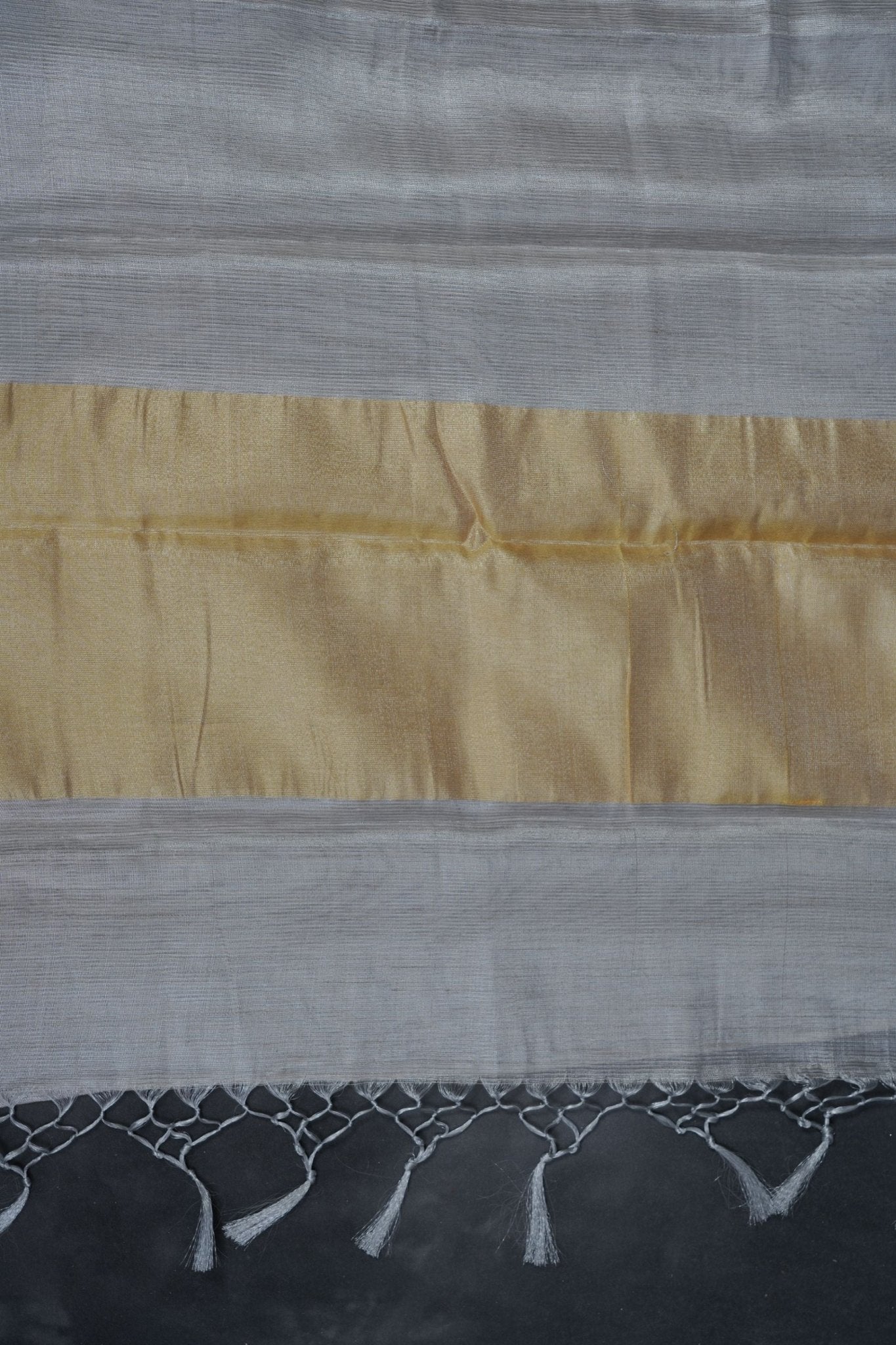 Silver Weave Sarees: Elegant Tissue Fabric, Contrast Pallu and Blouse SAREE JCS Fashions