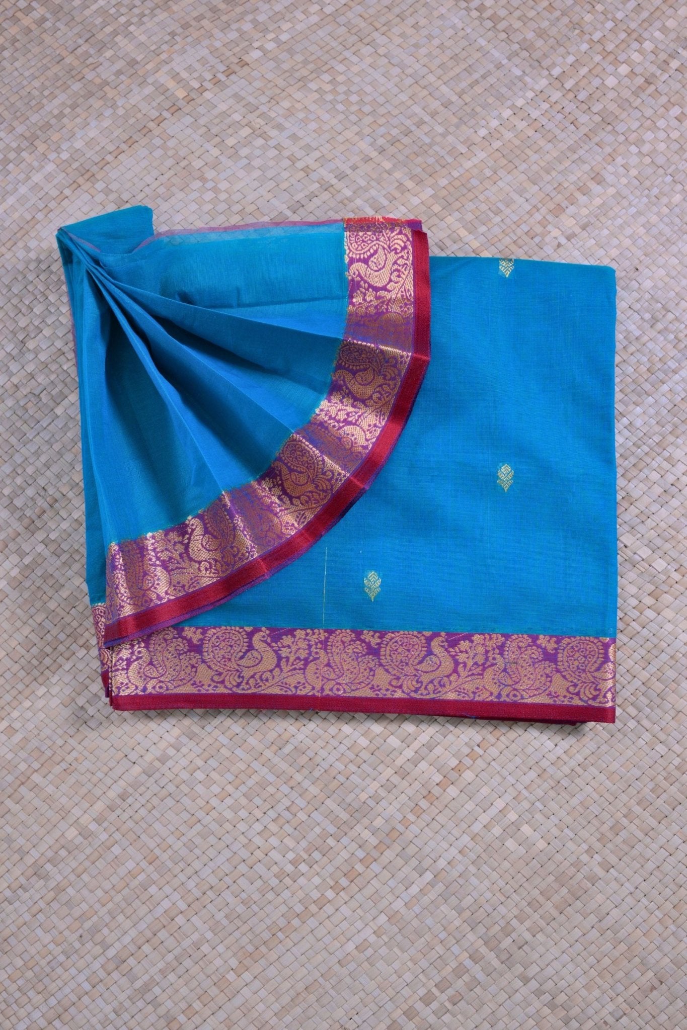 Timeless Elegance: 100% Cotton 9-Yard Saree with Line Pallu Saree JCS Fashions Blue 5.5 meters