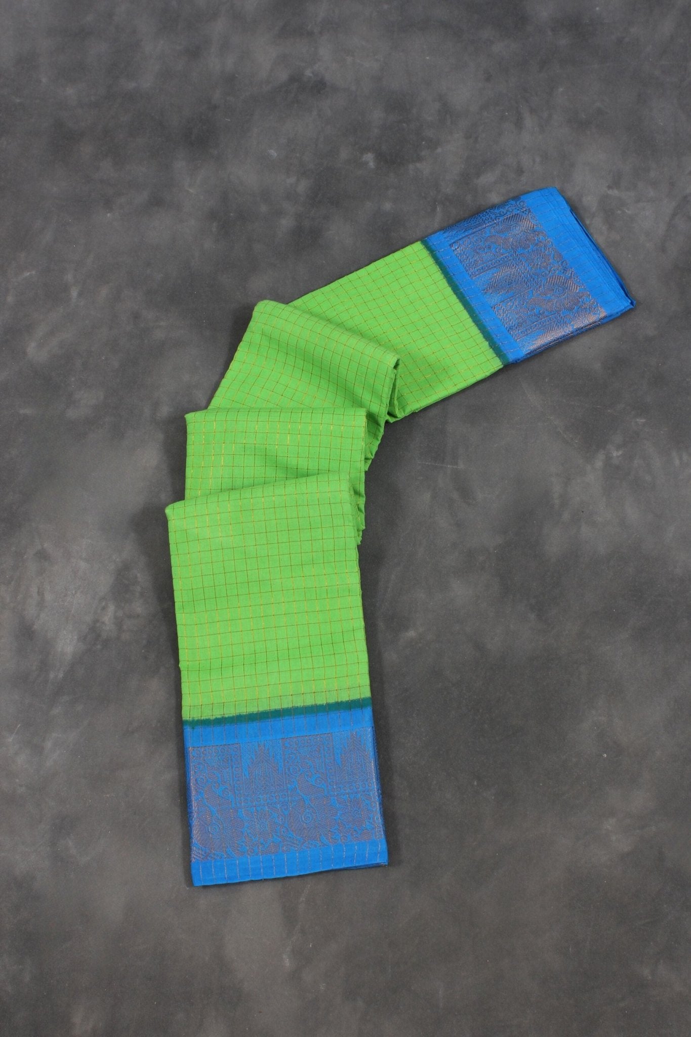 Tradition Reimagined: Madurai Pure Sungudi Cotton Saree with Zari Border Saree JCS Fashions Green 5.5 meters