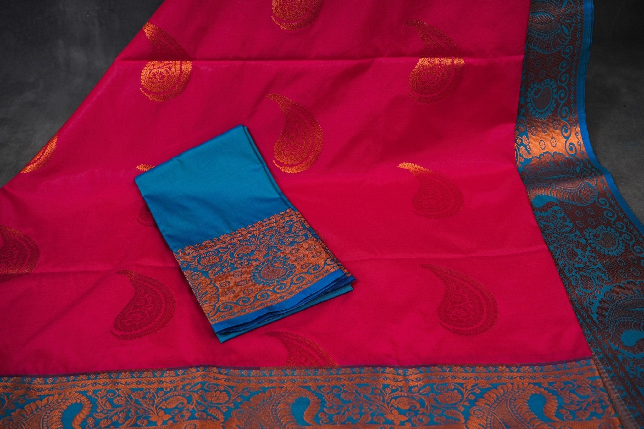 Traditional Elegance: Kanchipuram Blended Silk Saree with Rich Pallu Saree JCS Fashions