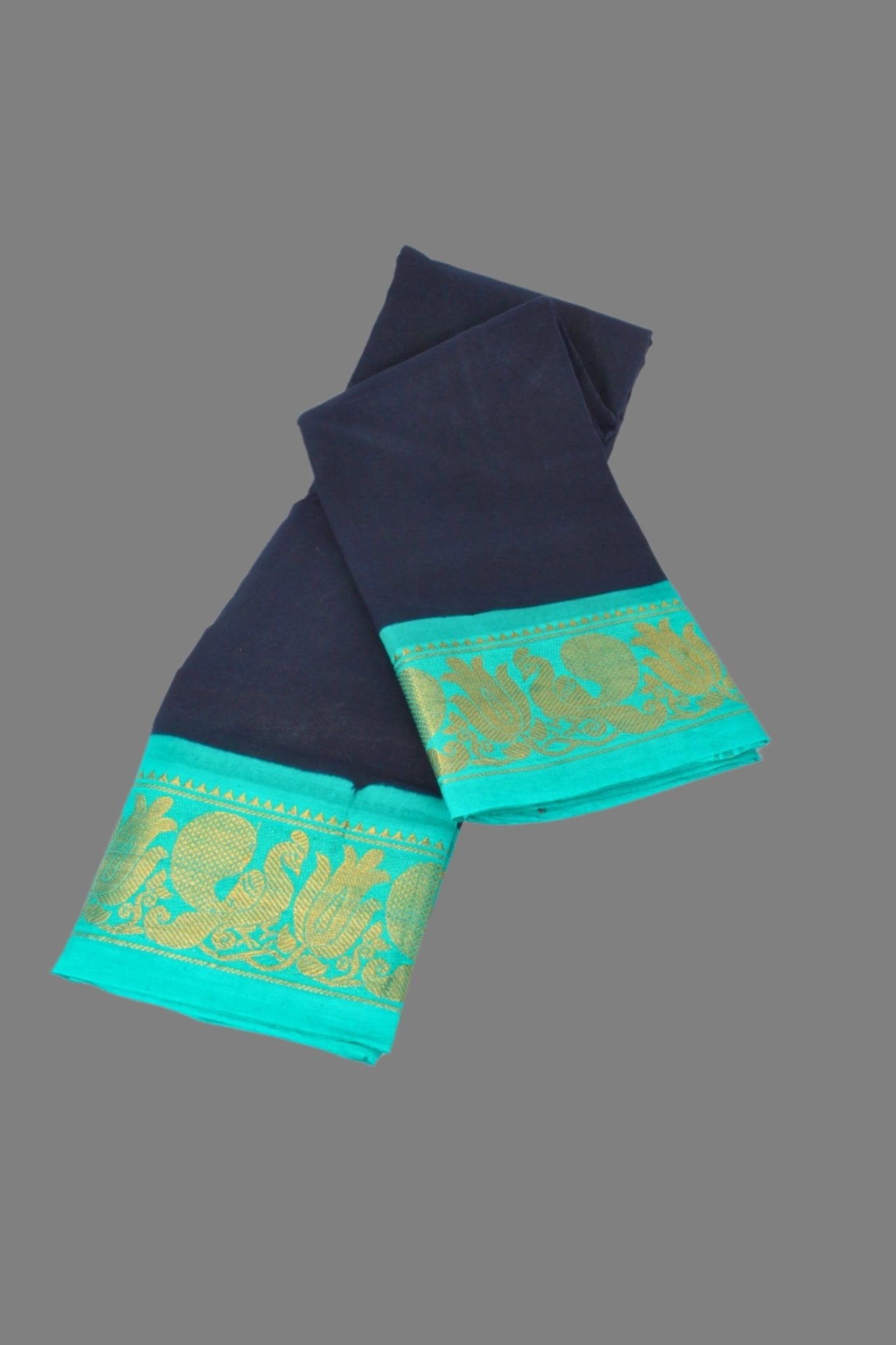 Traditional Elegance Madurai Sungudi Cotton Saree with Peacock Border Saree JCS Fashions