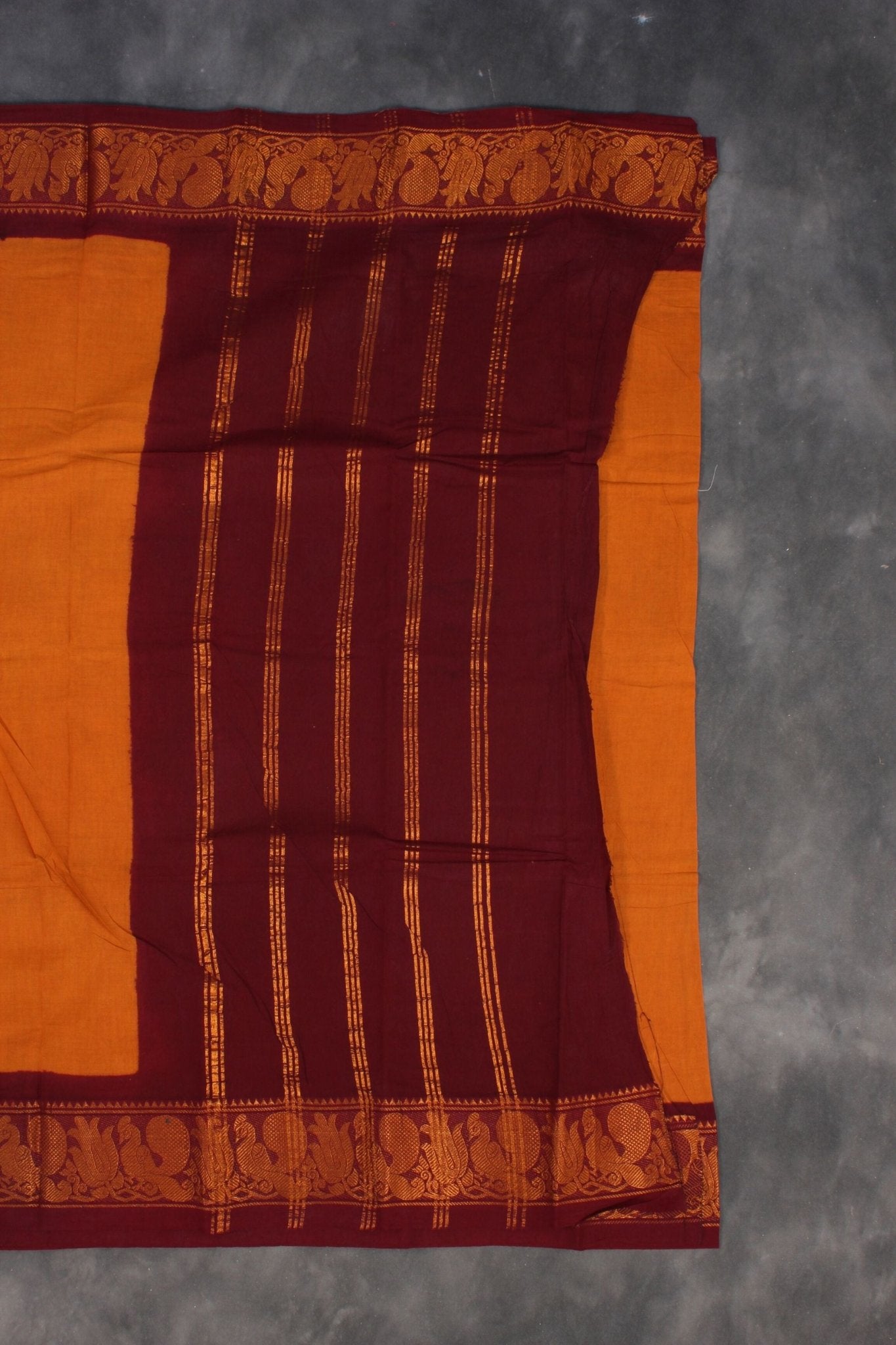 Traditional Madurai Sungudi Cotton Saree with Zari Border &Peacock Design Saree JCS Fashions