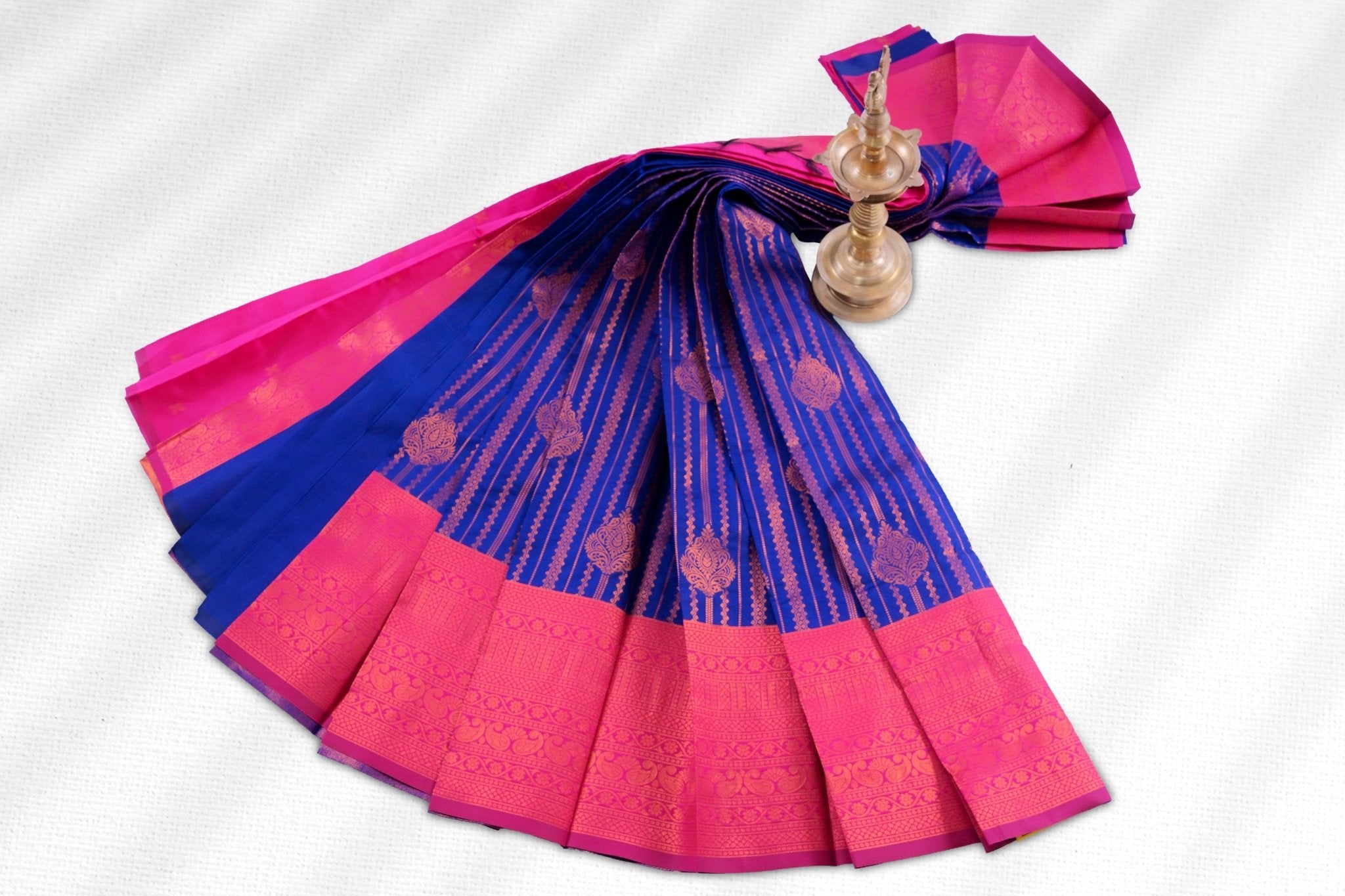 Zari-Line Saree: Blend of Tradition & Modern Trends - JCSFashions Saree JCS Fashions