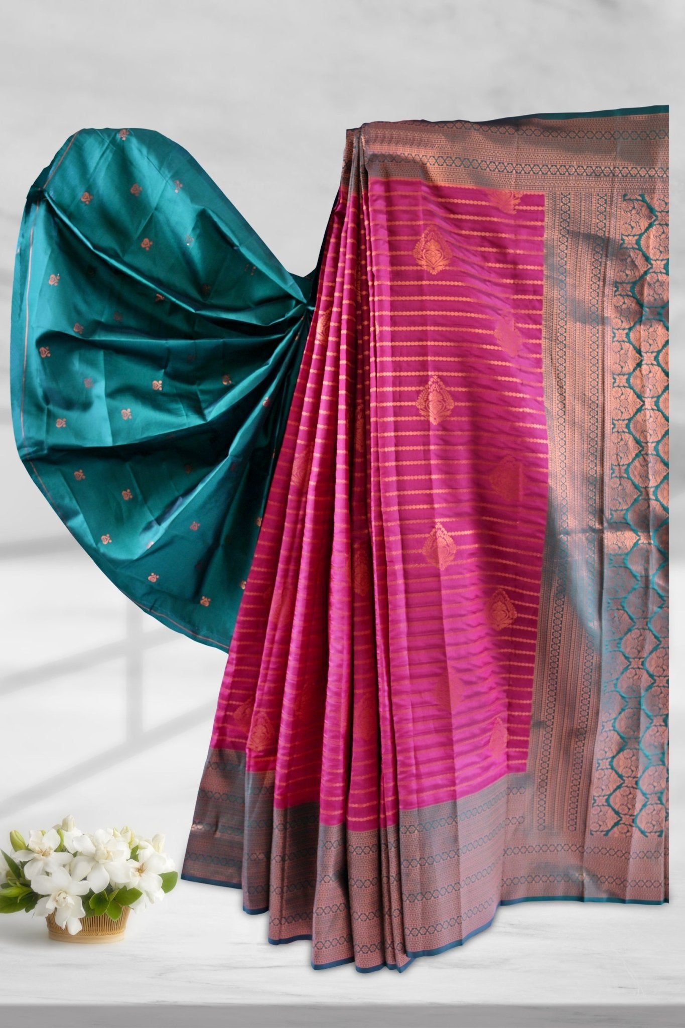 Zari Lines Saree with Contrasting Borders - Traditional Elegance Meet Saree JCS Fashions