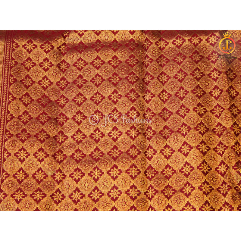 Women Pure Kanchipuram Silk Saree With Rich Pallu