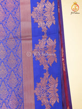 Dual-Shade Kanchipuram Blended Embossed Silk Saree With Blouse