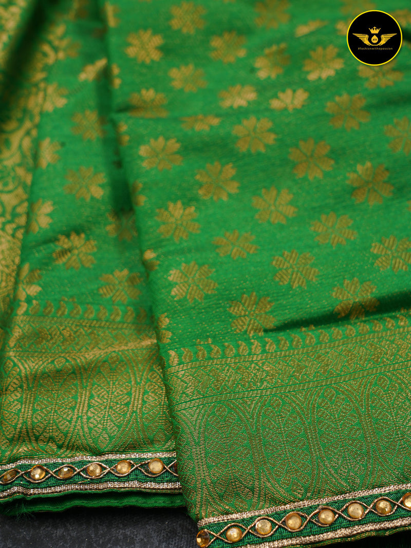FABULOUS SOFT SILK FABRIC SAREE WITH JARI WEAVING AND CONTRAST BORDER