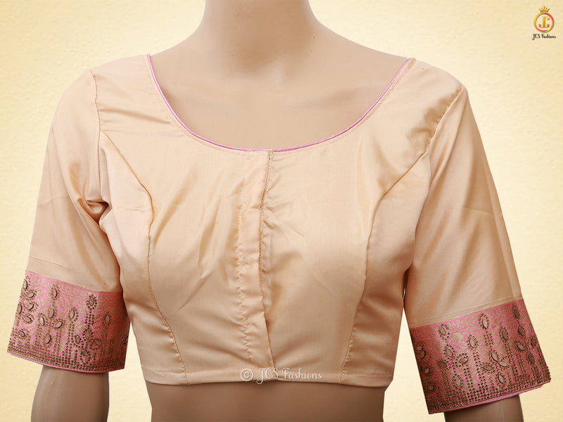 Banarasi Weaves Pure Silk Exclusive Saree With Contrast Blouse