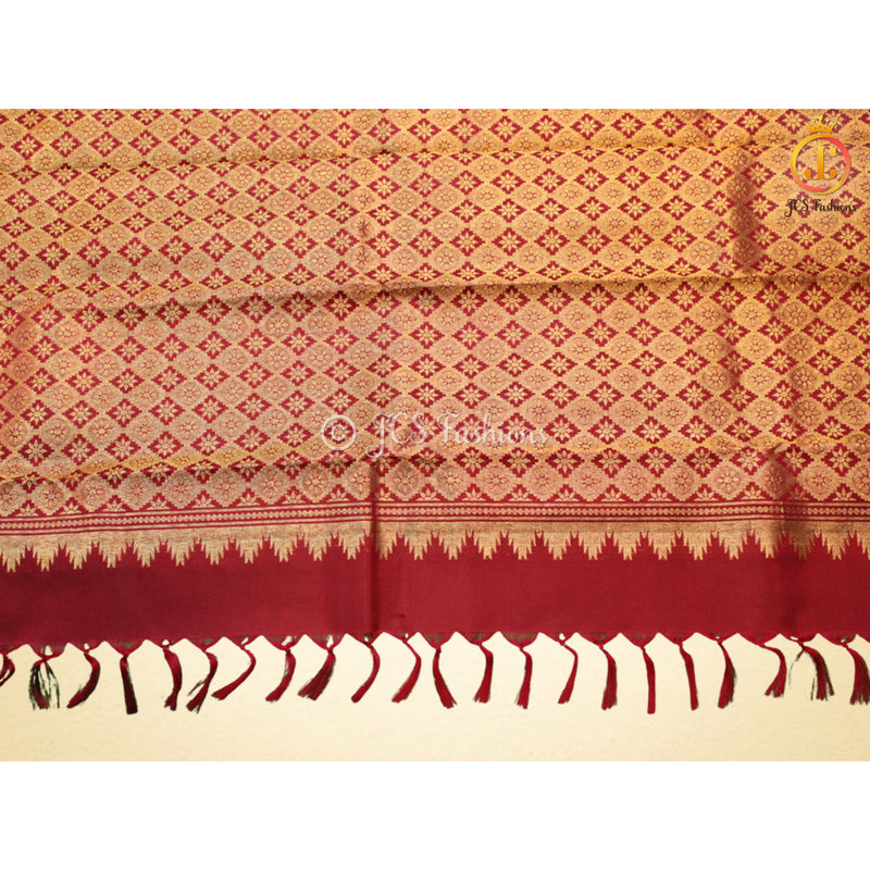 Women Pure Kanchipuram Silk Saree With Rich Pallu