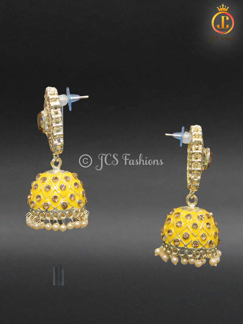 Kundan Jhumka Earrings with Stones and Pearls