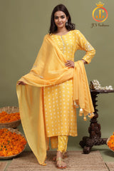Yellow Bandhini Straight Kurti With Potli Pants and matching Stole