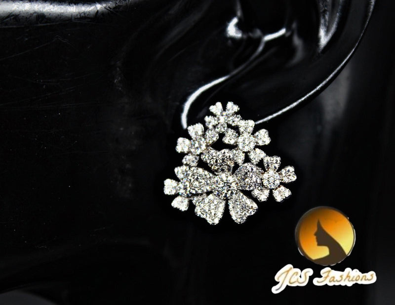 Light Weight Flower Earrings | White Stone | Silver Polish