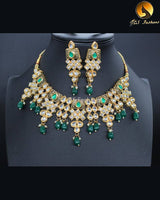 Handmade Kundan Necklace Set in Gold Polish