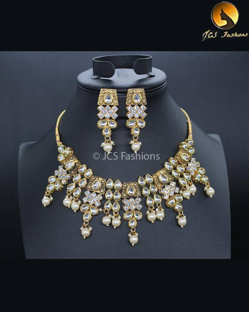 Handmade Kundan Necklace Set in Gold Polish