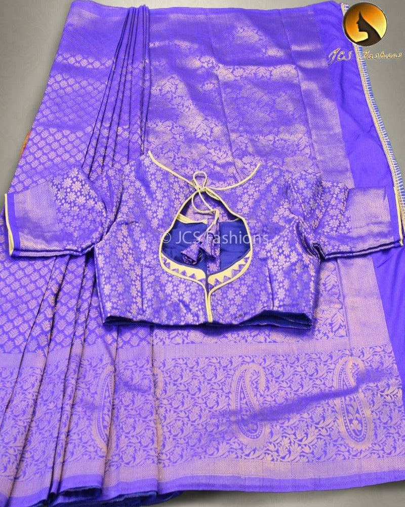 Soft Silk Saree With Zari woven border and pallu