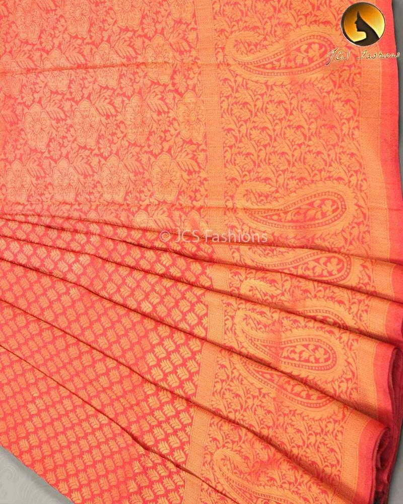 Soft Silk Saree With Zari woven border and pallu
