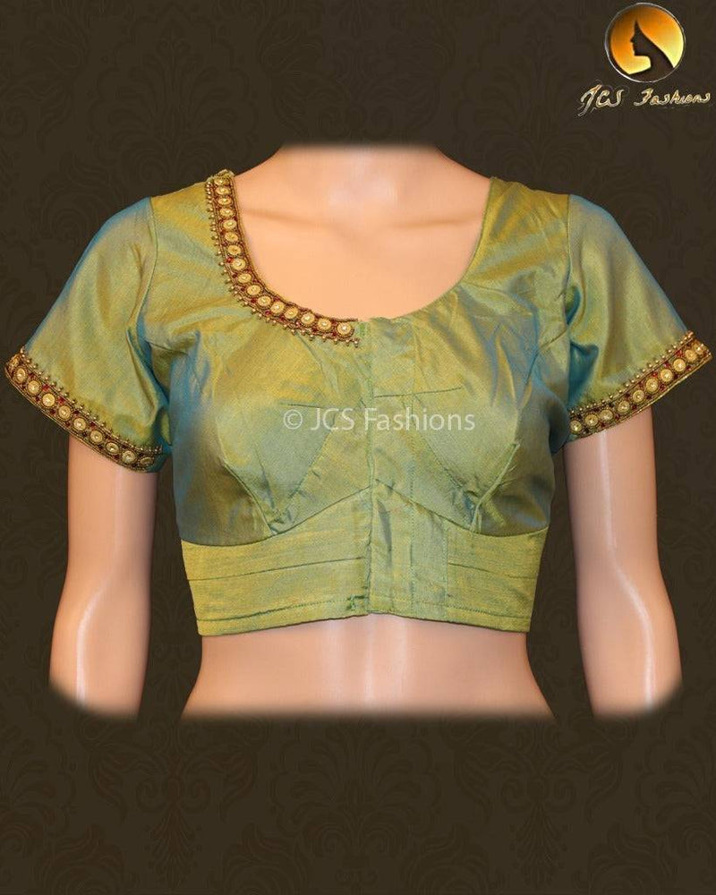 Semi Soft Silk Borderless Saree
