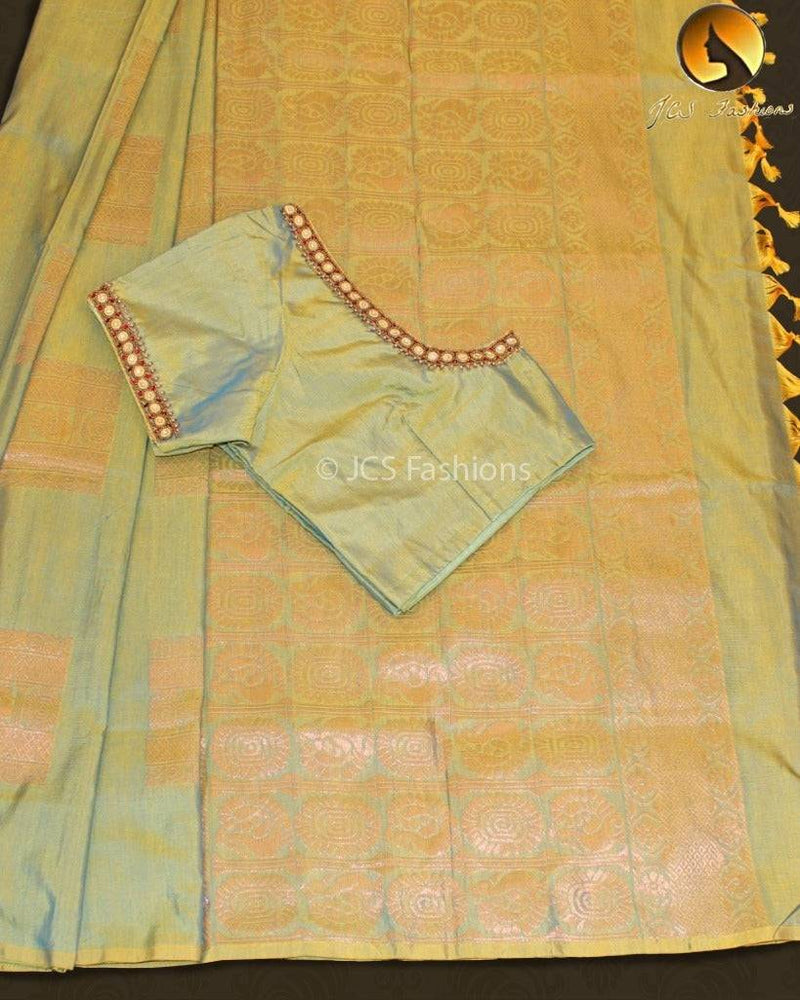 Semi Soft Silk Borderless Saree